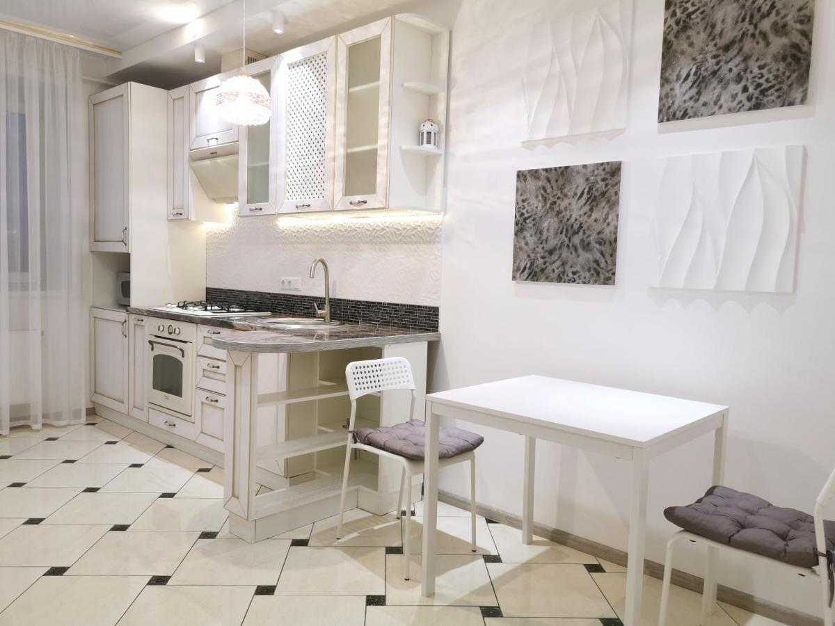 Manufactura Apartments 2 Суми Екстериор снимка
